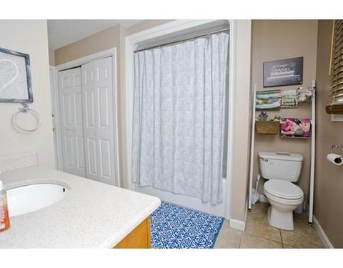 143 Barre St, Springfield, MA 01119 photo 11