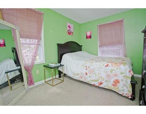 143 Barre St, Springfield, MA 01119 photo 13