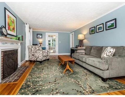 36 Forest St, Wakefield, MA 01880 photo 6