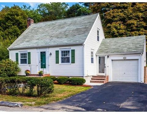 36 Forest St, Wakefield, MA 01880 photo 1