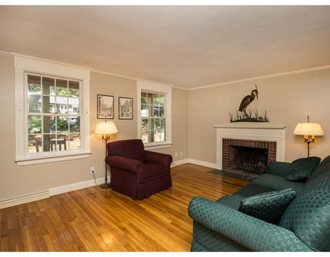 82 Coronation Dr, Dedham, MA 02026 photo 5