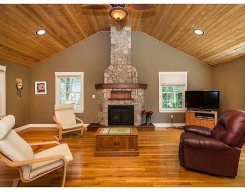 82 Coronation Dr, Dedham, MA 02026 photo 3