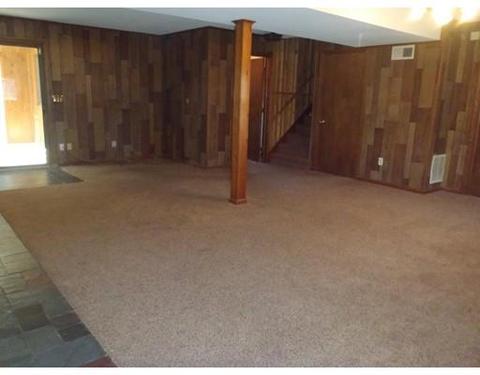 25 Ohio Ave, Chicopee, MA 01013 photo 5