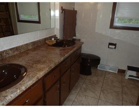 25 Ohio Ave, Chicopee, MA 01013 photo 11