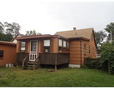 17 Ohio Ave, Chicopee, MA 01013 photo 7