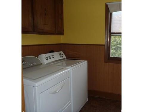 17 Ohio Ave, Chicopee, MA 01013 photo 9