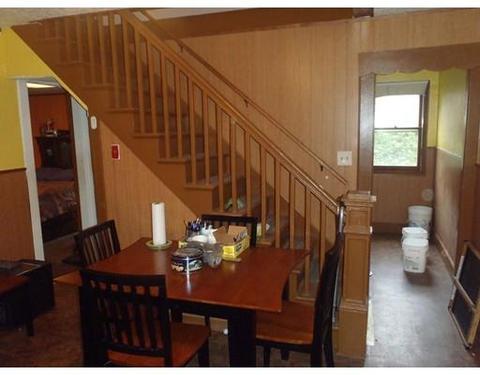 17 Ohio Ave, Chicopee, MA 01013 photo 8