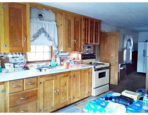 11 Rose Ln, Worcester, MA 01607 photo 2