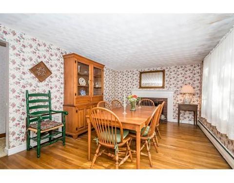 140 Willow St, Reading, MA 01867 photo 2