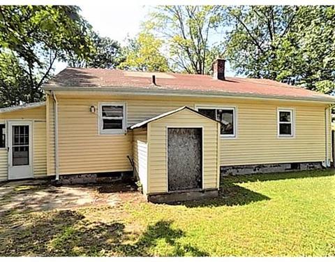 121 Samuel St, Springfield, MA 01109 photo 3