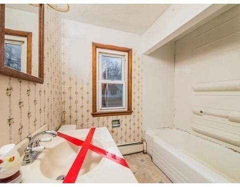 121 Samuel St, Springfield, MA 01109 photo 11