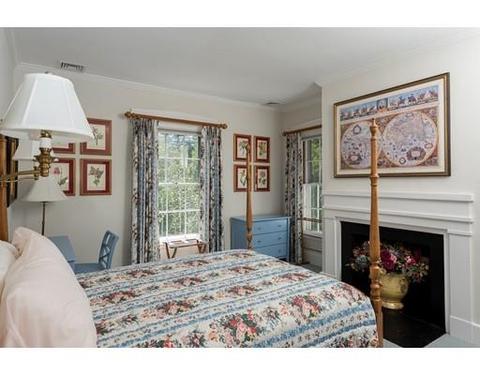 22 Lincoln St, Hingham, MA 02043 photo 16