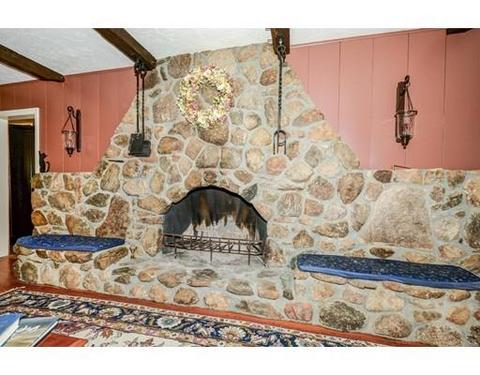61 Walnut St, Upton, MA 01568 photo 12