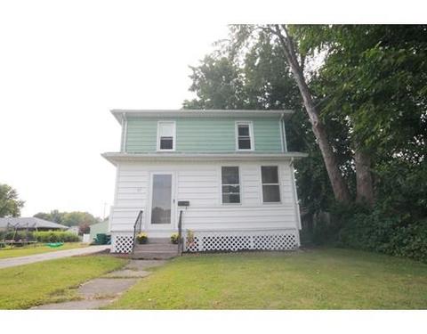 25 Bernard St, Chicopee, MA 01013 photo 2
