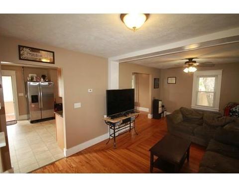 25 Bernard St, Chicopee, MA 01013 photo 9