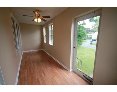 25 Bernard St, Chicopee, MA 01013 photo 12