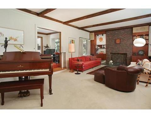 334 Kent St, Brookline, MA 02446 photo 3