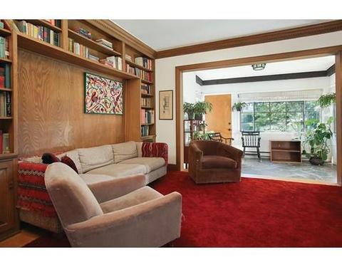 334 Kent St, Brookline, MA 02446 photo 8
