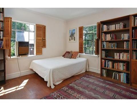 334 Kent St, Brookline, MA 02446 photo 9