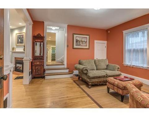 67 Warren St, Needham, MA 02492 photo 4