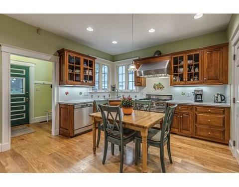 67 Warren St, Needham, MA 02492 photo 12