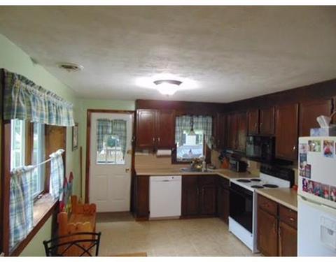146 Bridge St, Raynham, MA 02767 photo 4