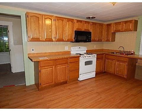 52 Eddy St, Orange, MA 01364 photo 8