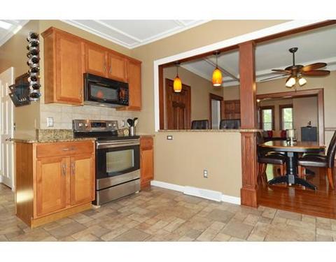 10 Putnam St, Danvers, MA 01923 photo 6