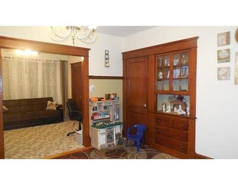 75 Charles St, Chicopee, MA 01020 photo 6