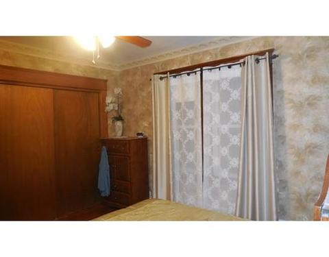 75 Charles St, Chicopee, MA 01020 photo 8