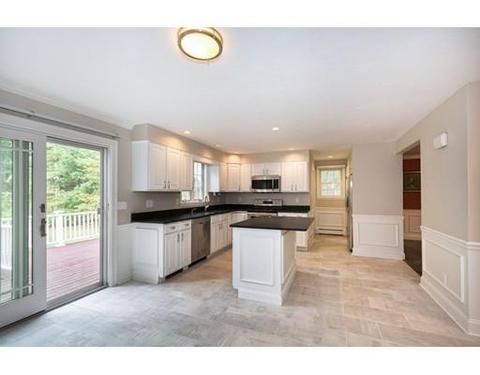 25 Irving St, Canton, MA 02021 photo 2