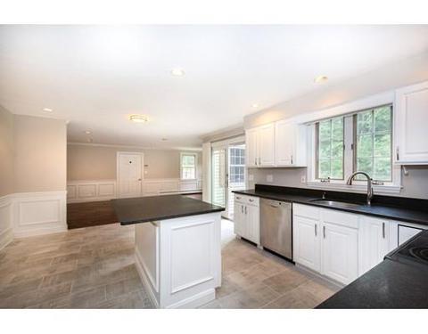 25 Irving St, Canton, MA 02021 photo 4