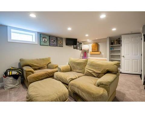 13 Hillside Ave, Beverly, MA 01915 photo 17