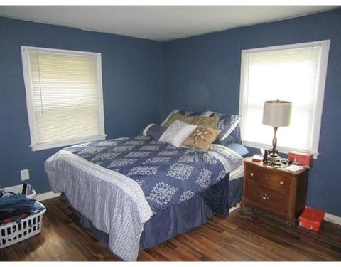 7 Bruce St, Springfield, MA 01119 photo 9