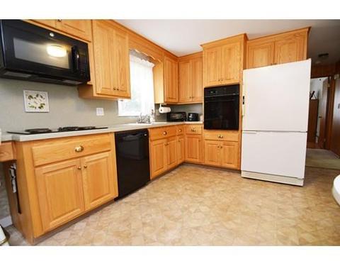 112 Burt Rd, Springfield, MA 01118 photo 12