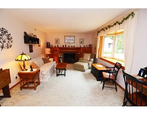 112 Burt Rd, Springfield, MA 01118 photo 4