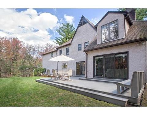 71 Carter Dr, Framingham, MA 01701 photo 4