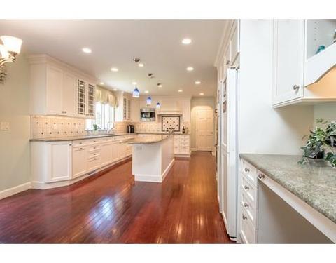 71 Carter Dr, Framingham, MA 01701 photo 10