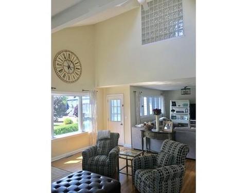 1 Carnation Cir #B, Reading, MA 01867 photo 8