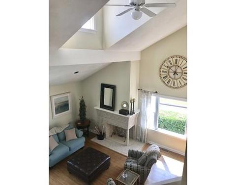 1 Carnation Cir #B, Reading, MA 01867 photo 2