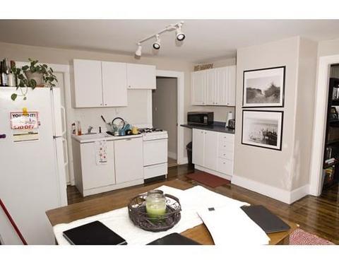 529 June St, Fall River, MA 02720 photo 10