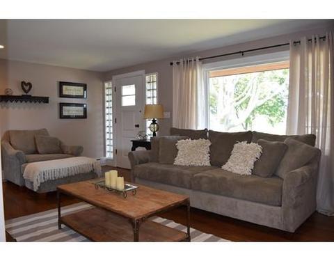 38 Montgomery Ave, Worcester, MA 01604 photo 8