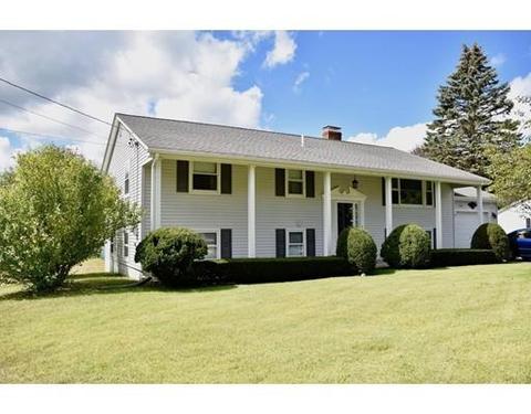 1056 School St, Webster, MA 01570 photo 1