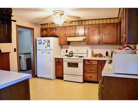 1056 School St, Webster, MA 01570 photo 6