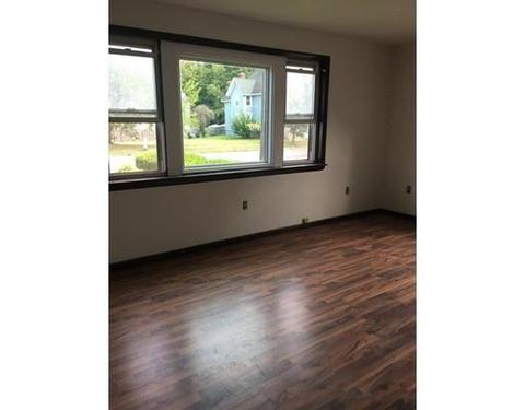 160 Oak, Springfield, MA 01151 photo 2