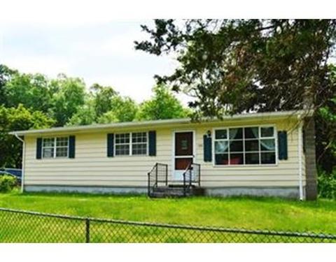 199 Parkerview St, Springfield, MA 01129 photo 1