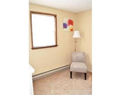 199 Parkerview St, Springfield, MA 01129 photo 18