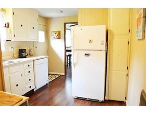 199 Parkerview St, Springfield, MA 01129 photo 8