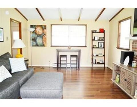 199 Parkerview St, Springfield, MA 01129 photo 4