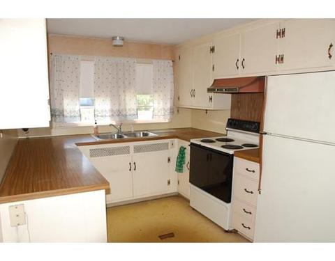 48 Trinity Ave, Worcester, MA 01605 photo 6